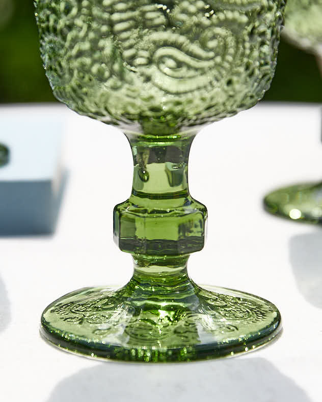 Lugo Paisley Green Wine Glass - Image 2
