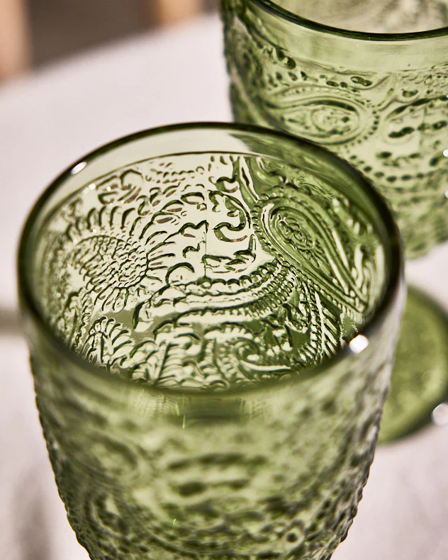 Lugo Paisley Green Wine Glass - Image 4