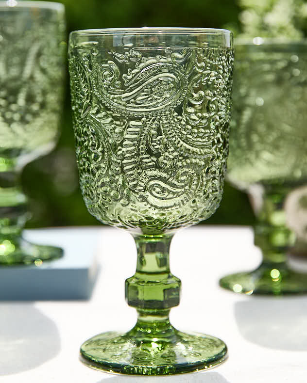 Lugo Paisley Green Wine Glass - Image 5