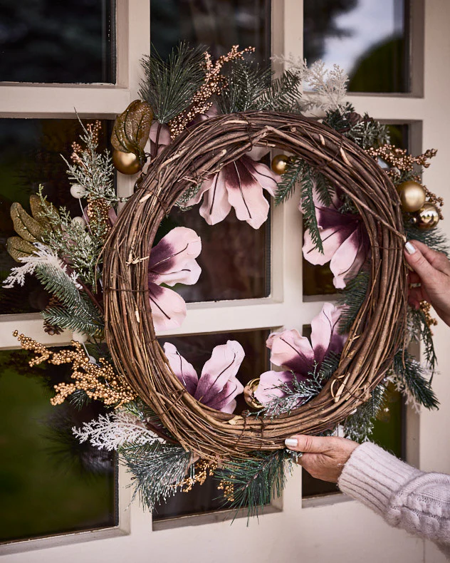 Magnolia Blush Wreath 55cm - Image 4