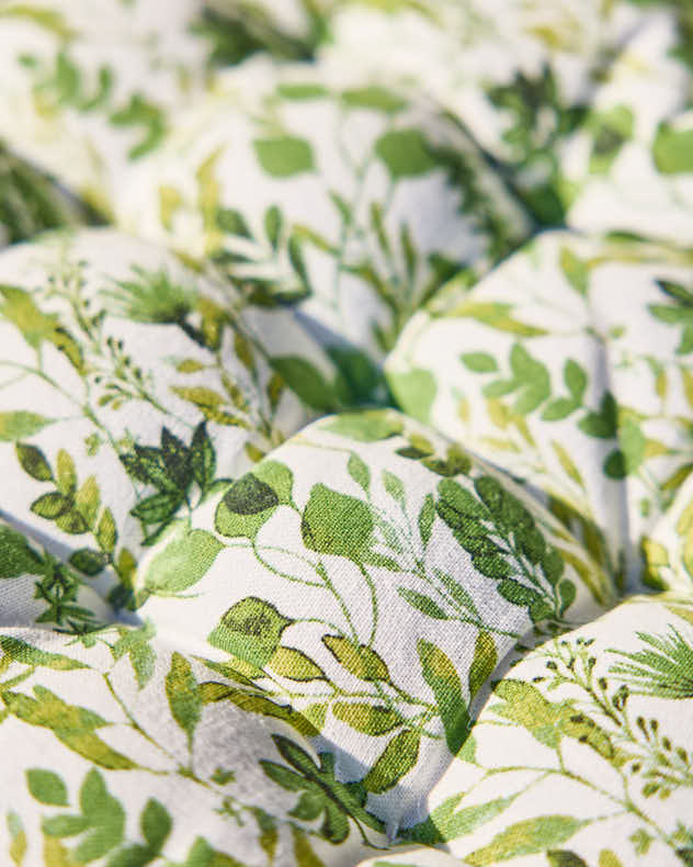 Meadowbrook Outdoor Bench Mattress - Image 3