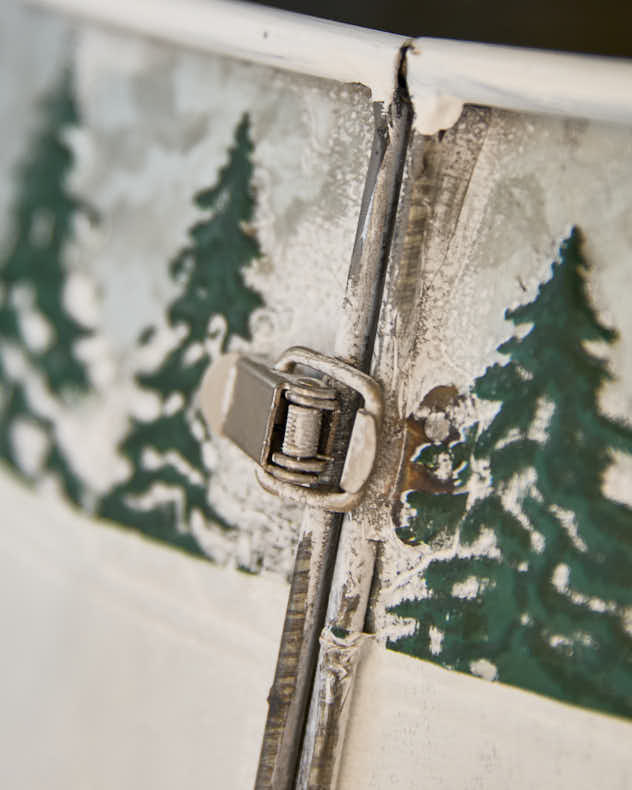 Merry Christmas Metal Tree Skirt - Image 4
