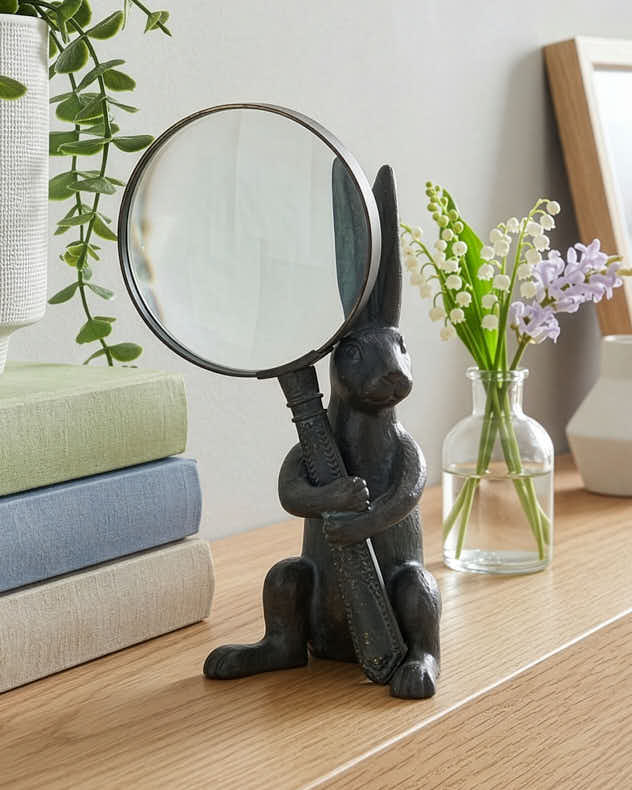 Mr Rabbit Magnifying Glass - Image 3