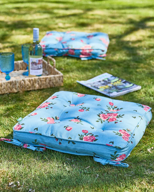 Outdoor Floor Cushions Collection - Image 4