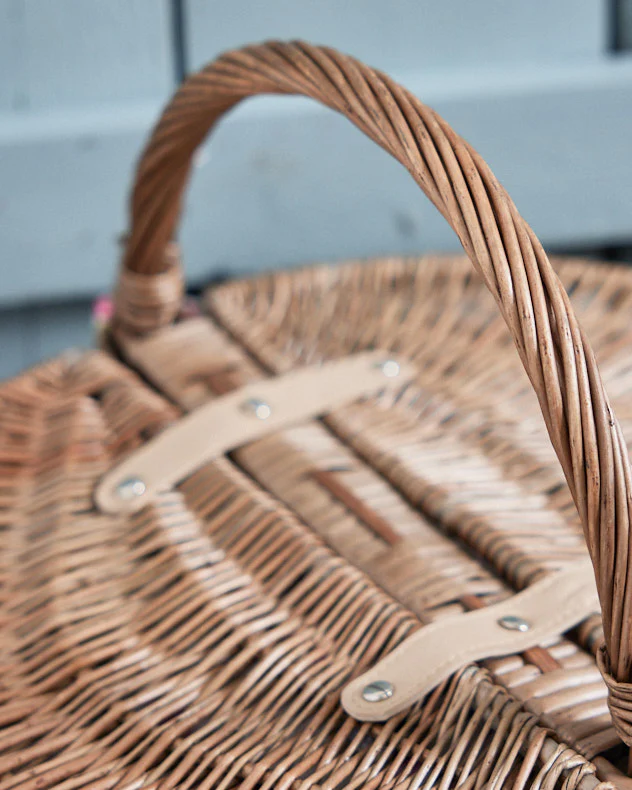 Wicker Picnic Basket with Rose Lining - Image 3