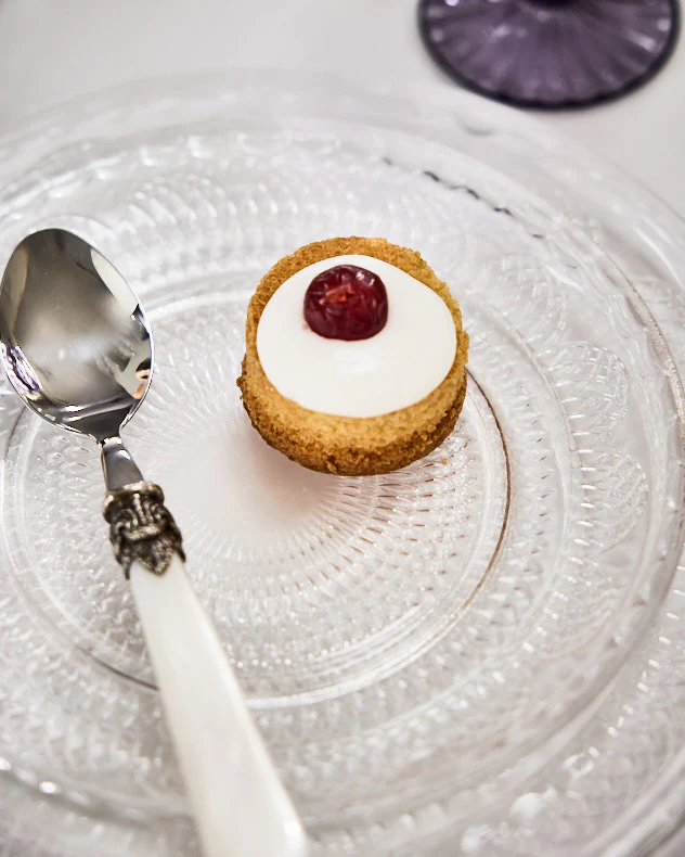 Parisian Glass Side Plates - Image 3