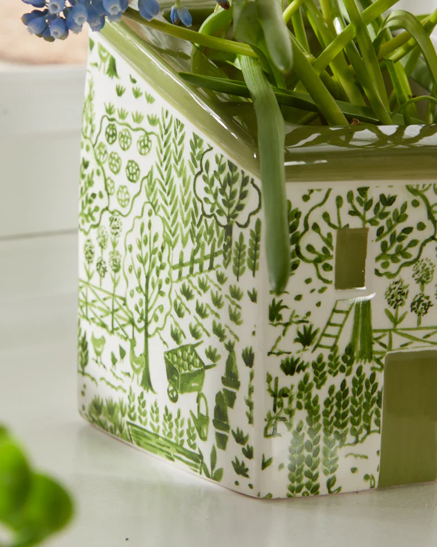 Green & White Painted House Planter - Image 3