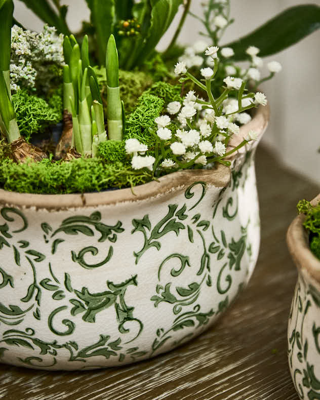 Personalised Irina Green Gift Set of 3 Planters - Image 3