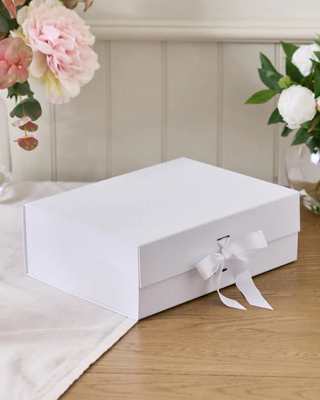 Personalised Ivory Gift Box Collection - Image 3