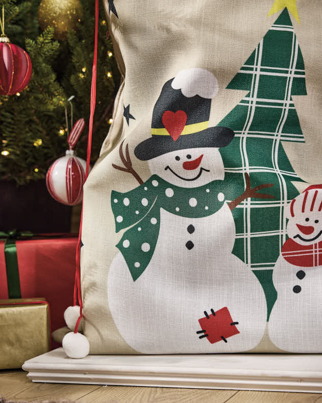 Personalised Snowmen Christmas Sack - Image 3