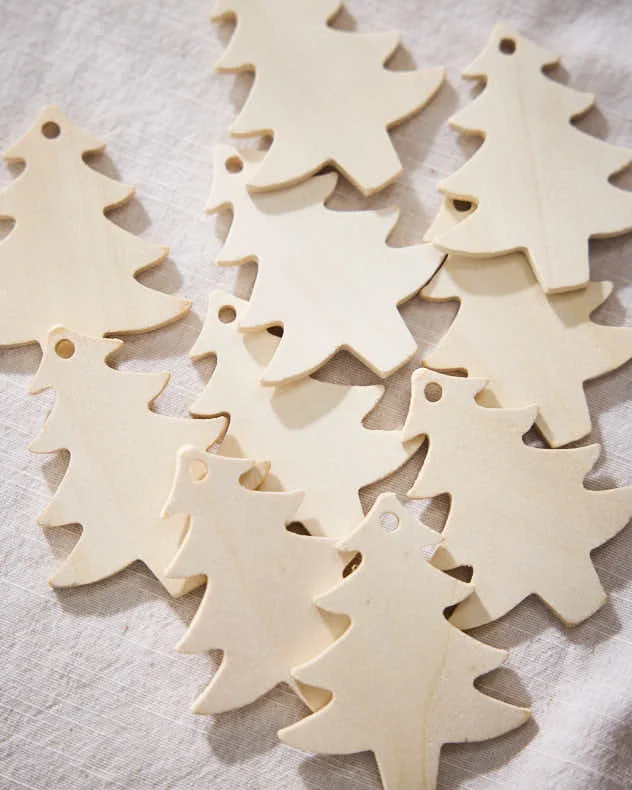 10 Pack Wooden Christmas Tree Gift Tags - Image 4