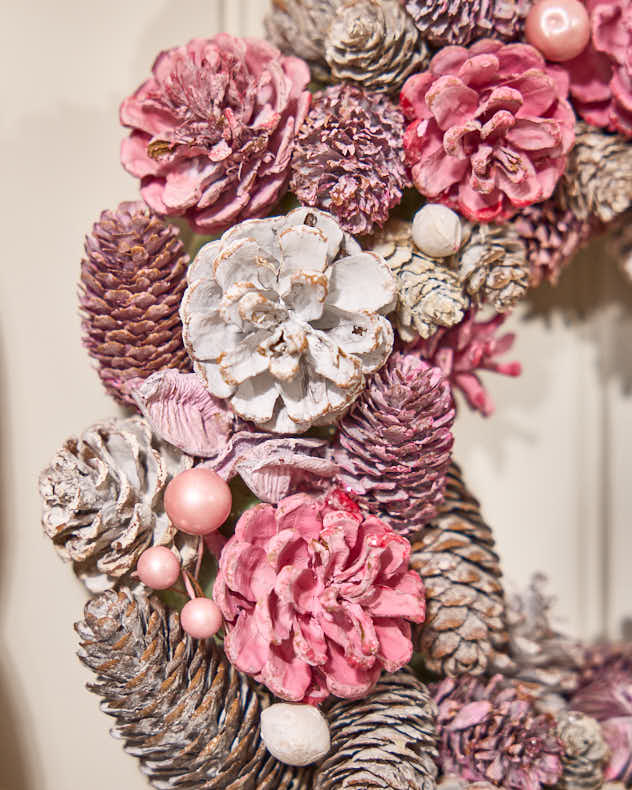 Pink Pearl Frosted Wreath - Image 3