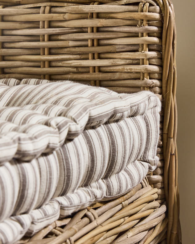 Pyreneés Grey Stripe Indoor Bench Cushion - Image 4