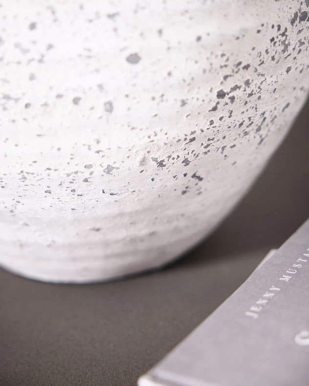 Regola Stone Effect Ceramic Lamp - Image 4