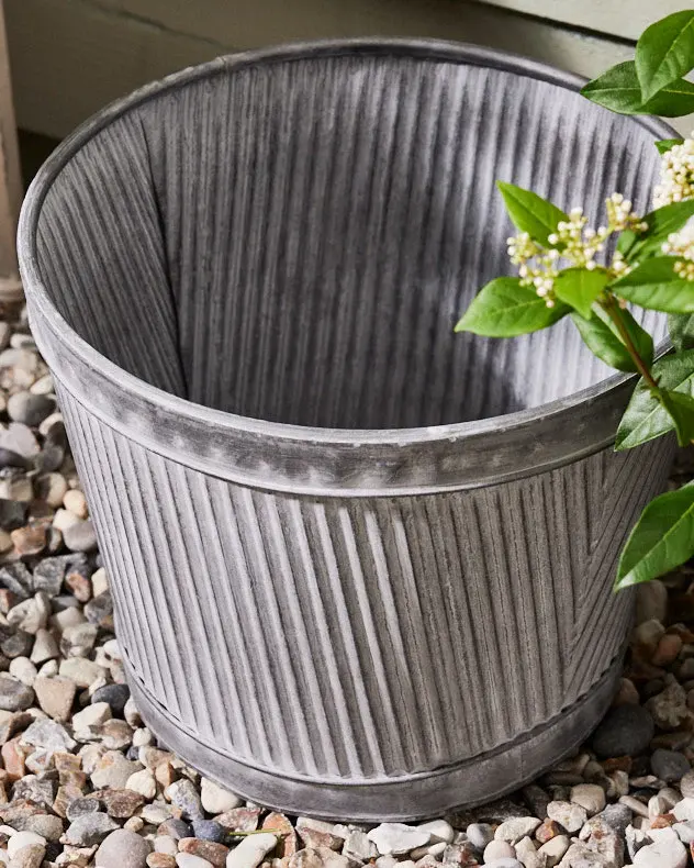 Ribbed Metal Planter Bucket - Image 4