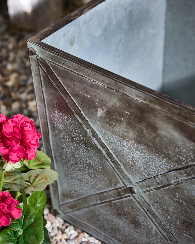Roda Set of 3 Vintage Planter Boxes - Image 3