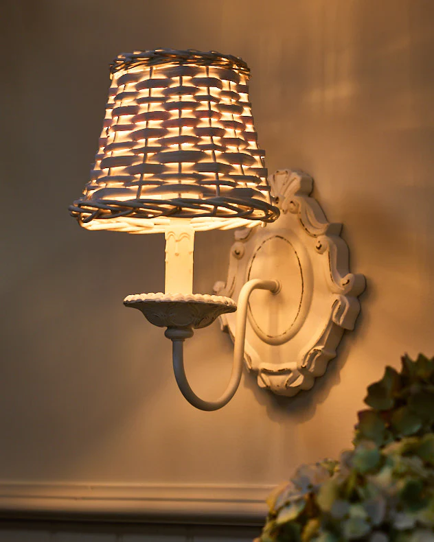Rosier White Wood Wall Light - Image 3