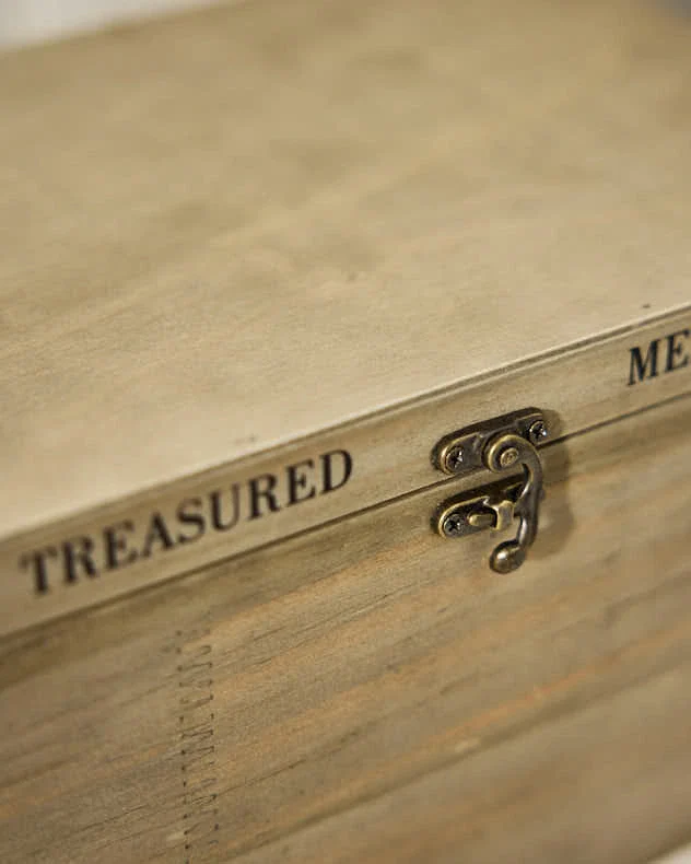 "Treasured Memories" Photo Box - Image 4