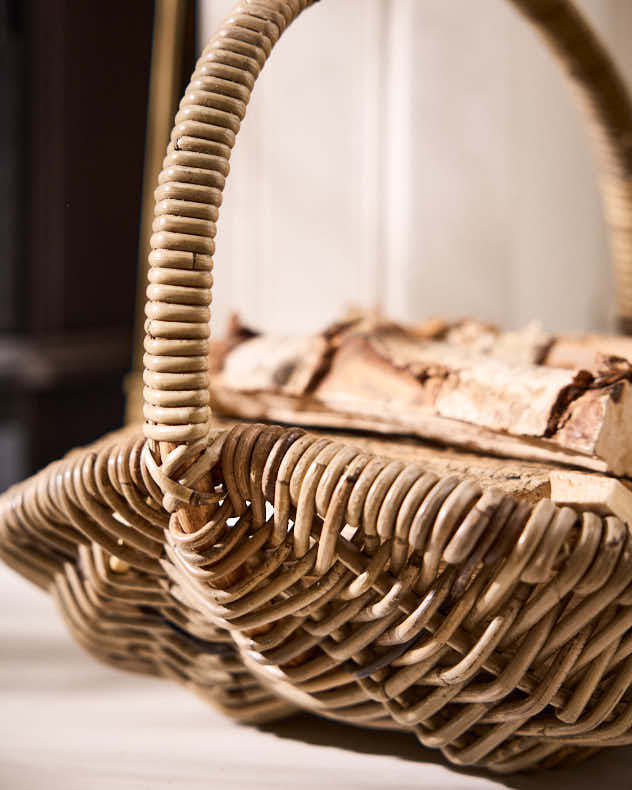 Rutana Log Carrier with Handle - Image 3