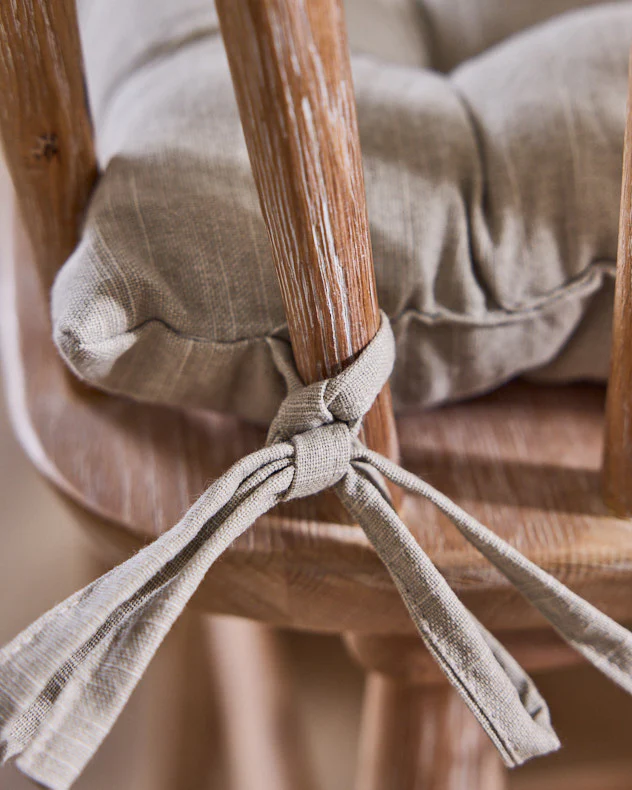 Salina Grey Seat Pad with Ties - Image 3