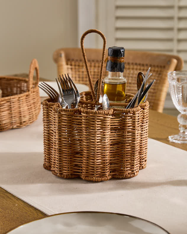 Scalloped Cutlery Caddy - Image 3