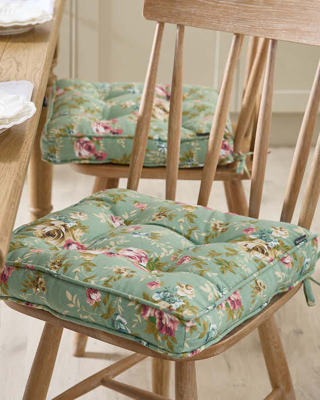 Set of 2 Green Floral Indoor Seat Cushions