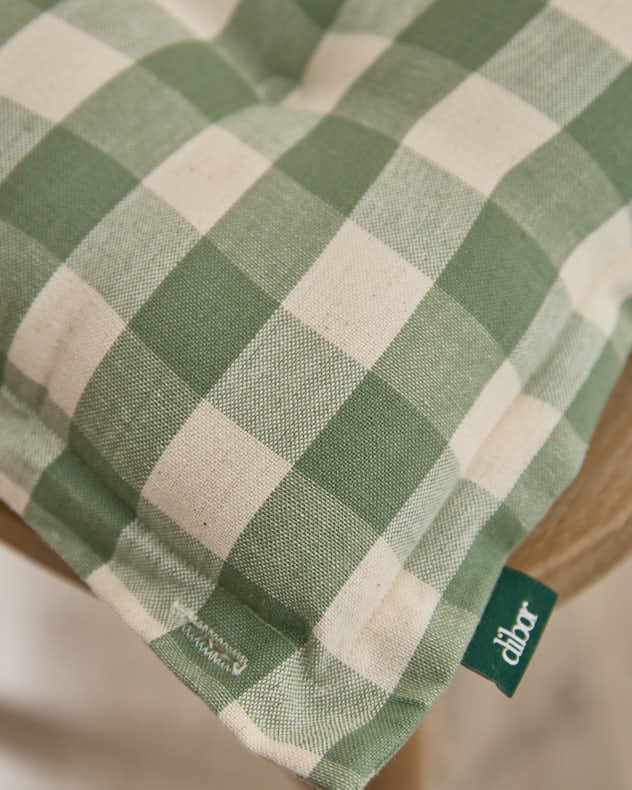 Set of 2 Green Gingham Indoor Seat Pads - Image 4