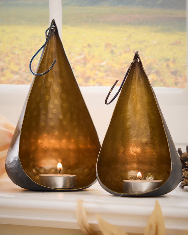 Set of 2 Teardrop Candle Holders - Image 4