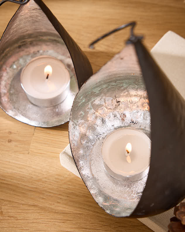 Set of 2 Hanging Silver Tealight Holders - Image 3