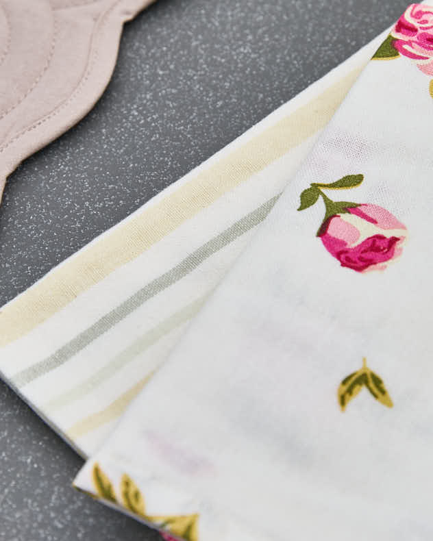 Set of 2 Helmsley Blush Cloth Napkins - Image 3