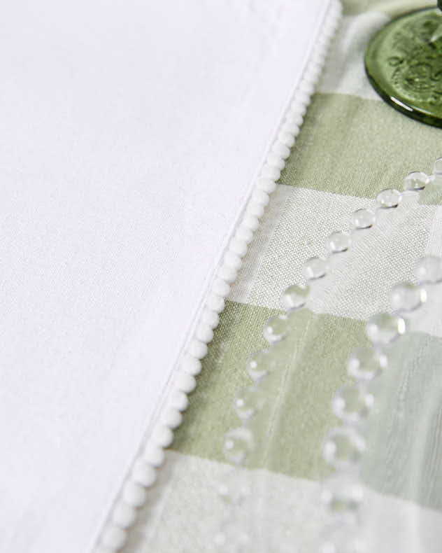 Set of 2 White Marseille French Knot Fused Placemats - Image 2