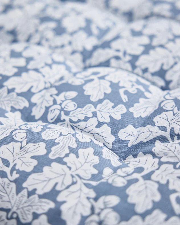 Set of 2 Oakwood Leaf Print Seat Pads - Image 4
