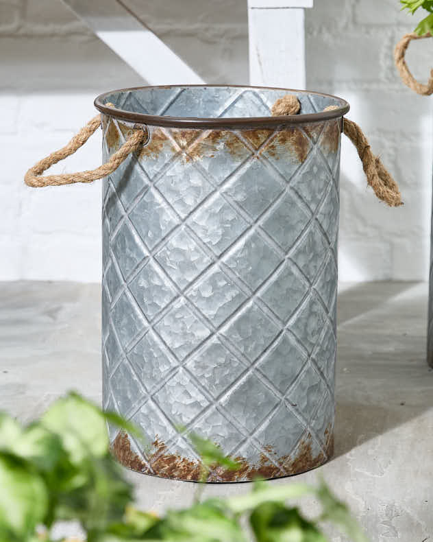 Set of 3 Diamond Bucket Planters - Image 4