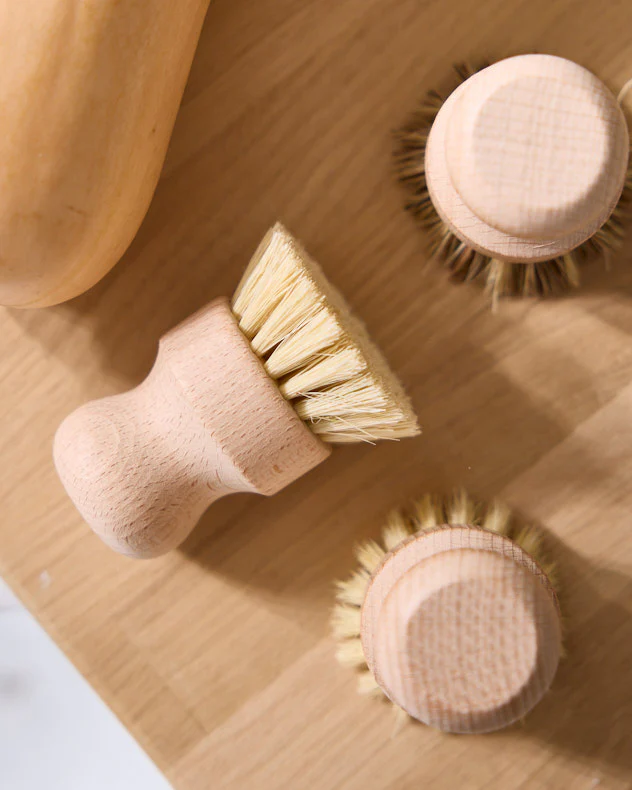 Set of 3 Wooden Vegetable Scrubbers - Image 3