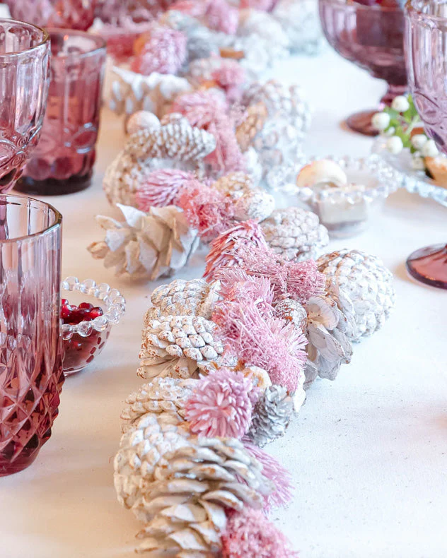 Amelia Pinecone Christmas Garland - 120cm
