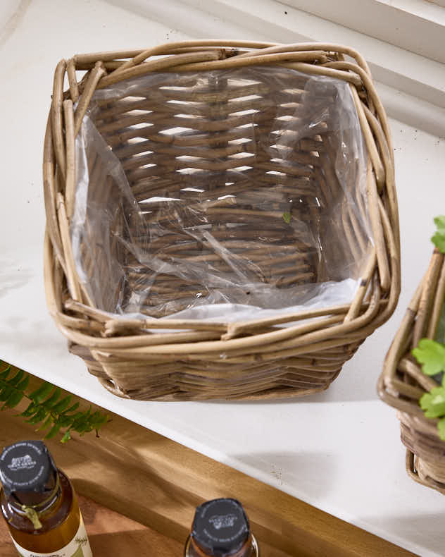 Square Lined Herb Planter Baskets - Image 4