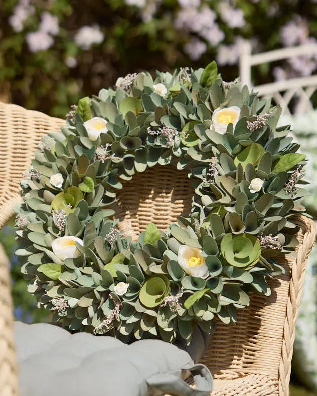 Stockbridge Floral Wreath 42cm - Image 6
