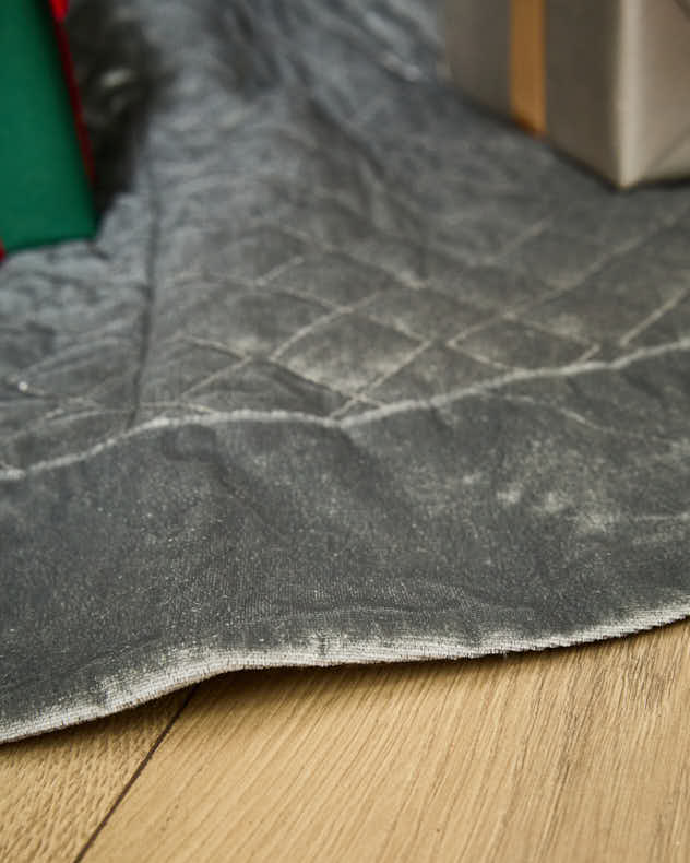Velvet Quilted Tree Skirt - Image 2