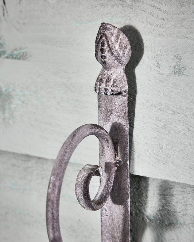 Scrolled Bird Garden Wall Bracket - Image 3