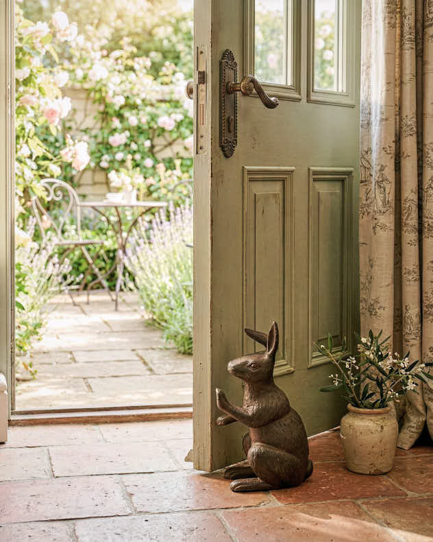 Vintage Cast Iron Hare Door Stop - Image 3