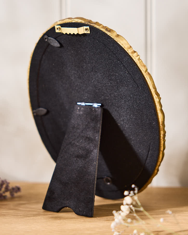Vintage Oval Picture Frame - Image 4