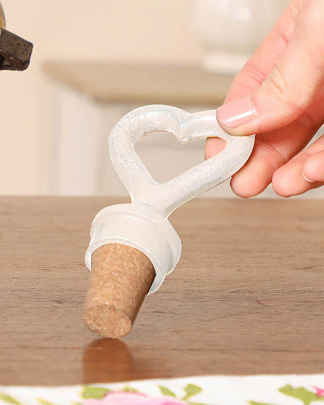 White Heart Bottle Stopper - Image 4