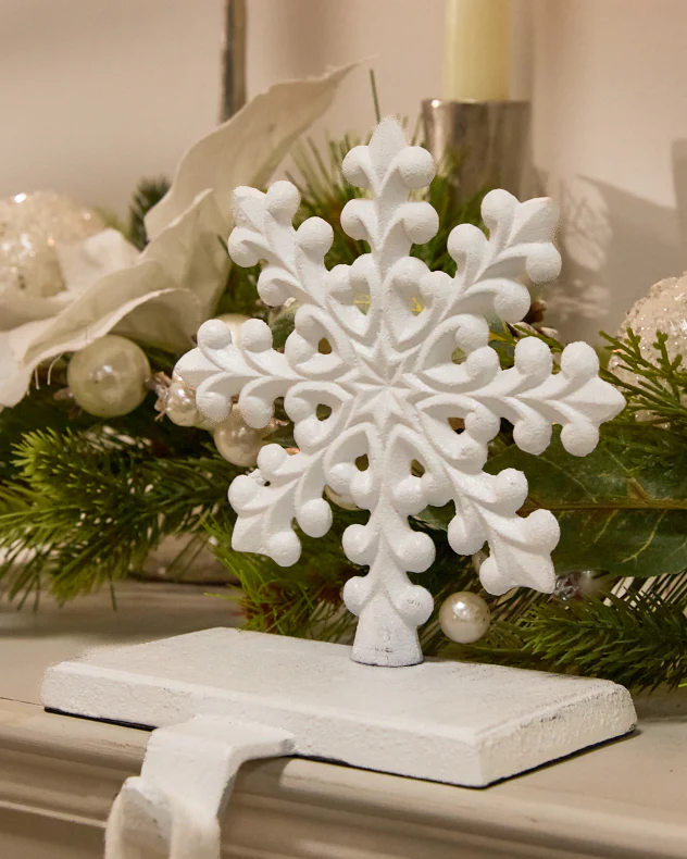 White Stocking Holder Collection - Image 7