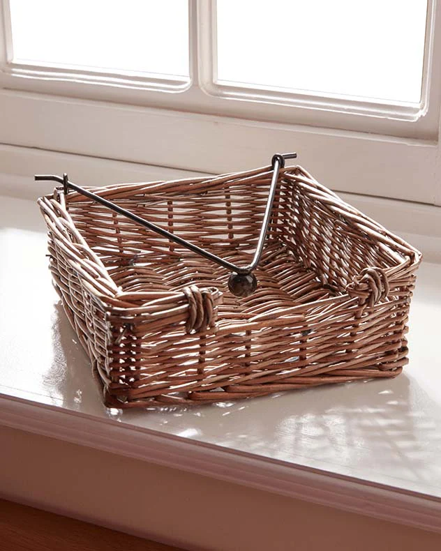 Willow Wicker Napkin Holder - Image 4