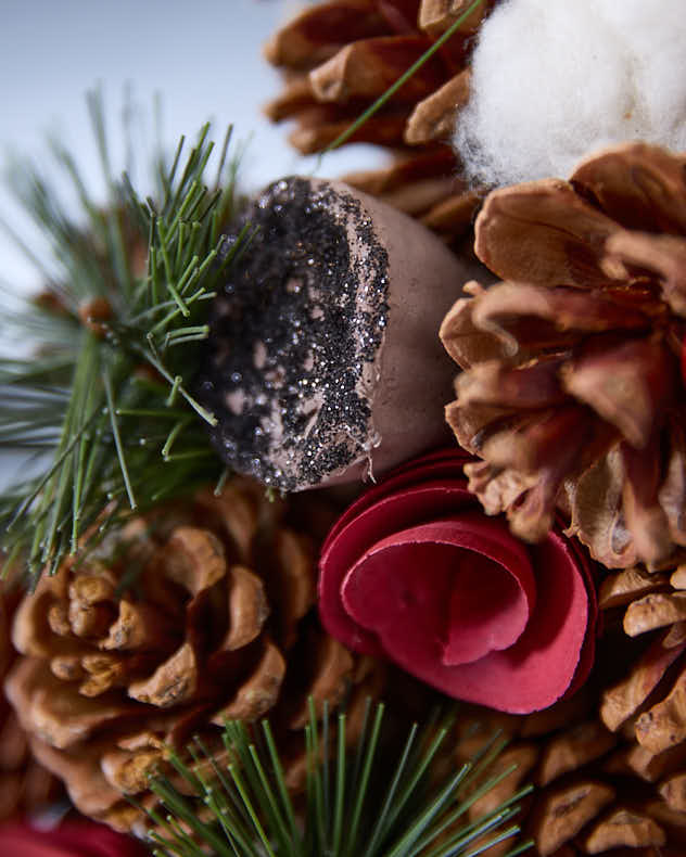 Winter Snow Pinecone & Roses Wreath 36cm - Image 2