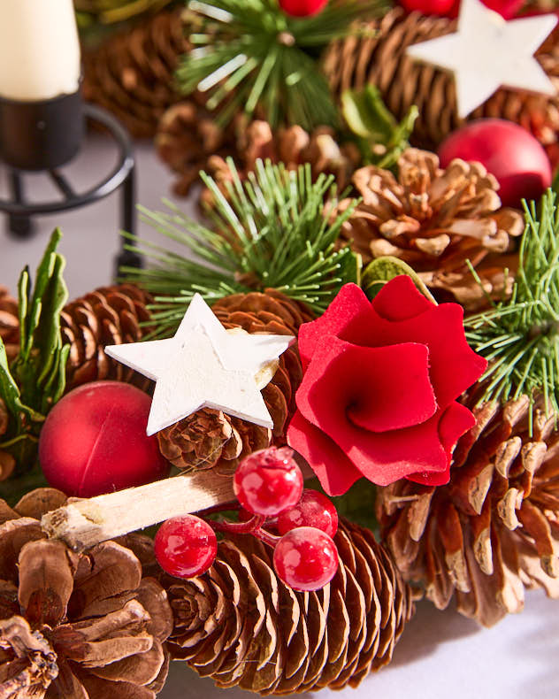 Wooden Star Candle Centrepiece - Image 3