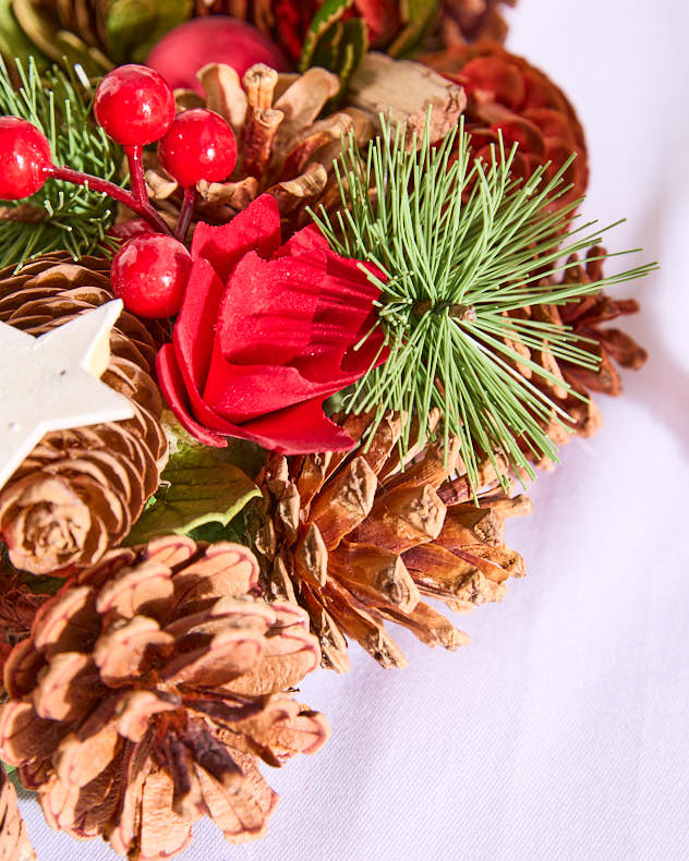 Wooden Star Candle Centrepiece - Image 4