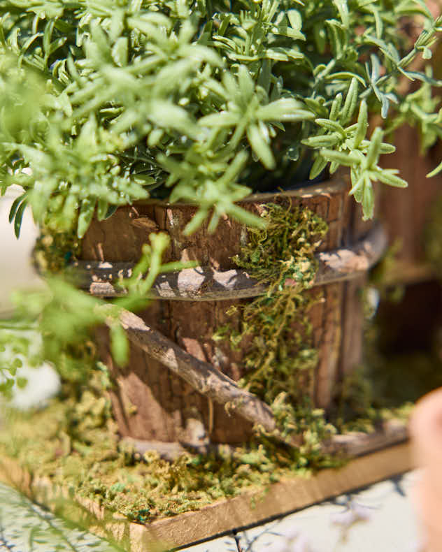 Woodland Lodge Bird House Planter - Image 3