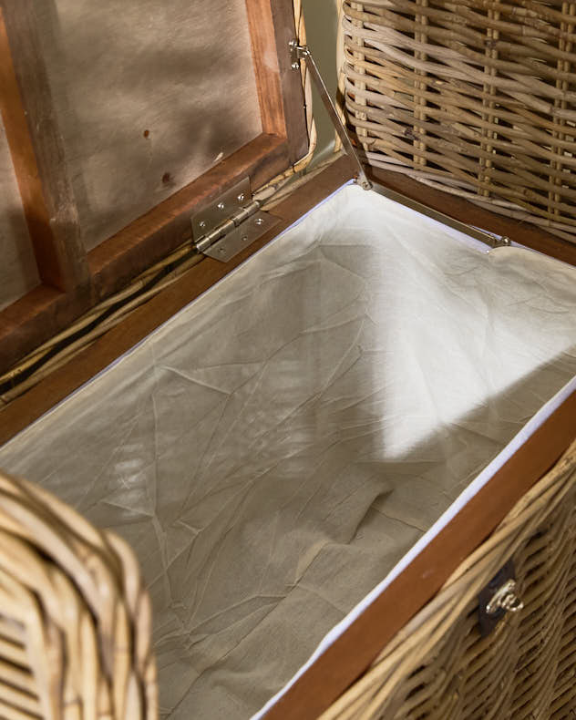 Woven Bench and Storage Trunk - Image 6